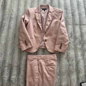 Ann Taylor Soft Blush Pink Women's Tailored Suit Set